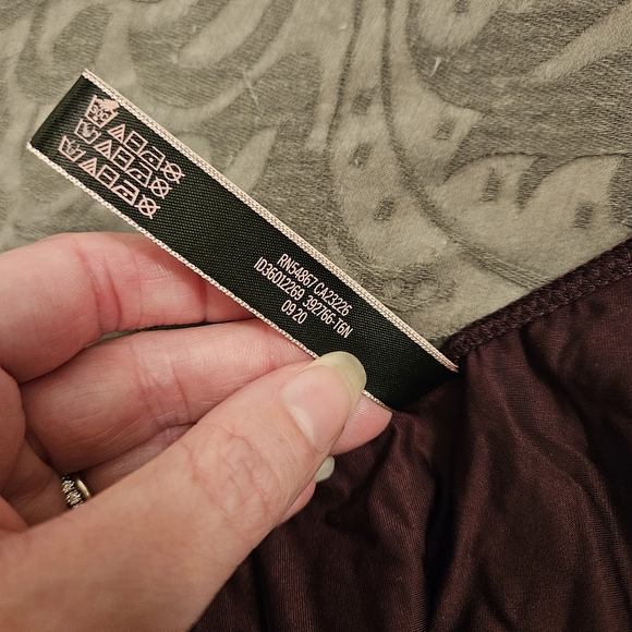 NWOT Victoria's Secret Burgundy Brazilian Panty With Rhinestone Sides - Picture 4 of 4